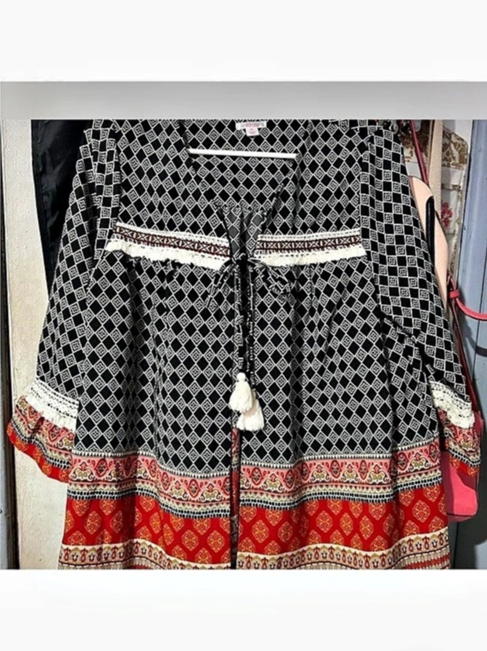 Xhilaration Geometric top